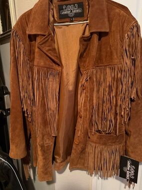 Leather Gallery Women's Suede Fringe Jacket in Chestnut